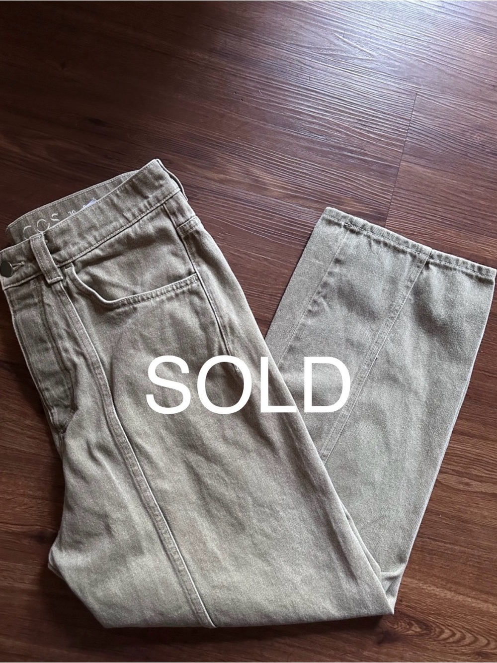 SOLD Relaxed Mid Rise Wide Leg Jeans